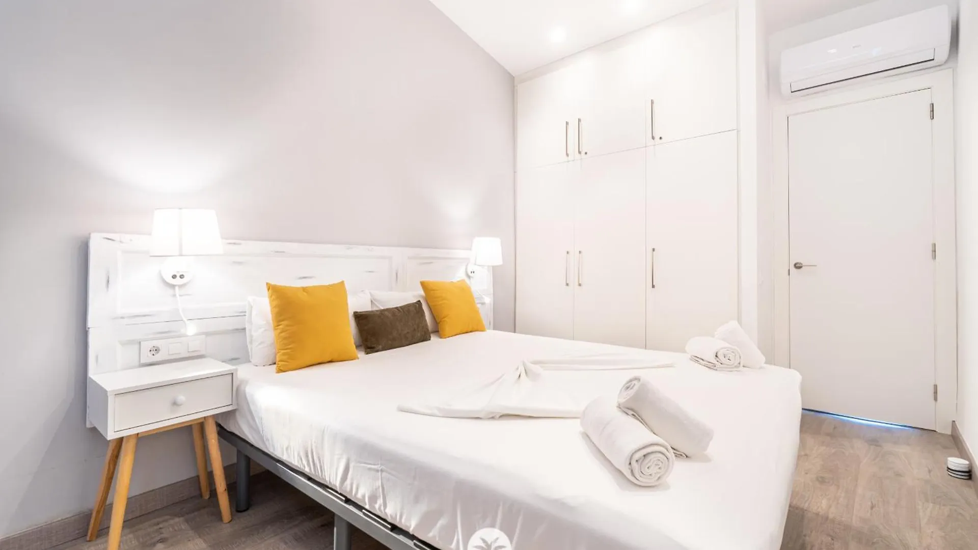 Mediterranean Way - Forum Suites Atico Tarragona 0*,